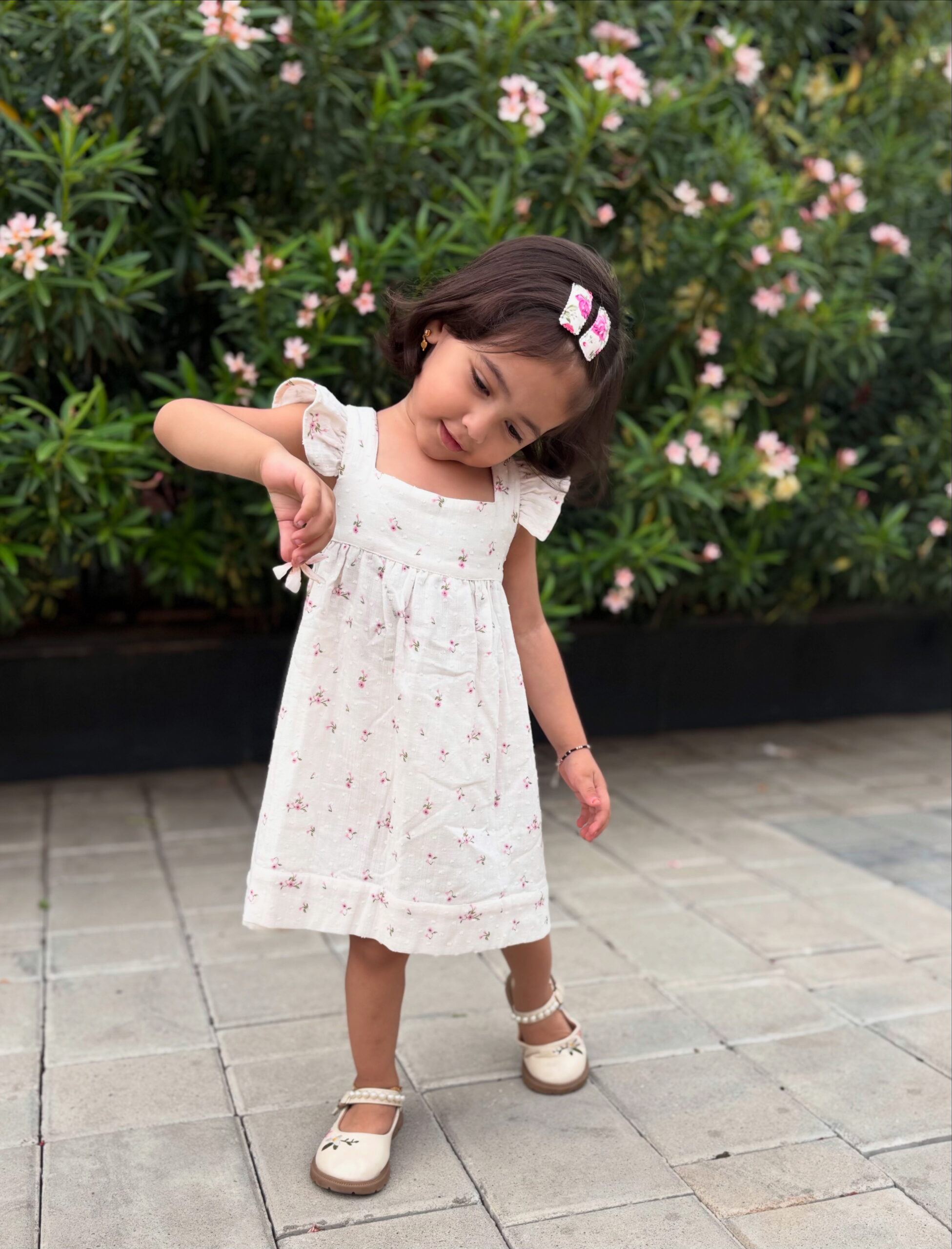 1B6CB7063954461B8F3DF9B010385D5B Iris Weaves